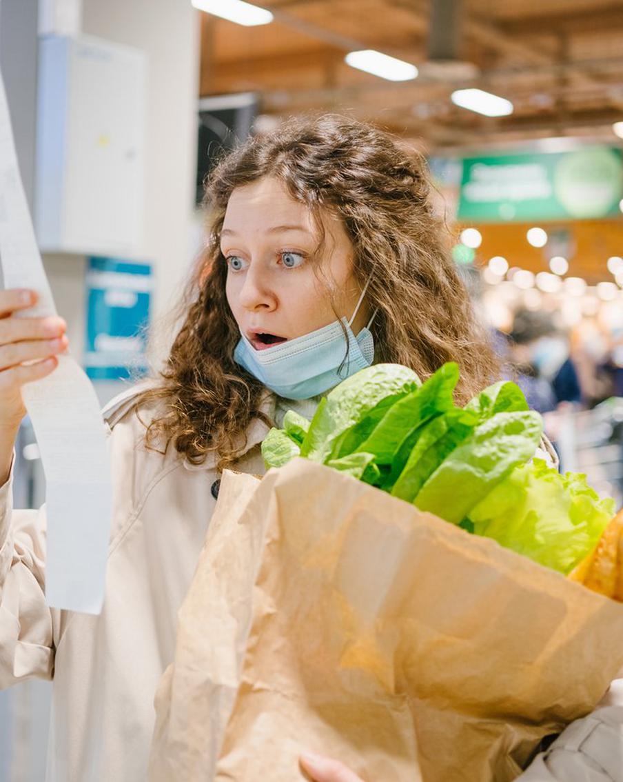 Рубль порвёт карман: почему рост курсов валют влетит в копеечку россиянам