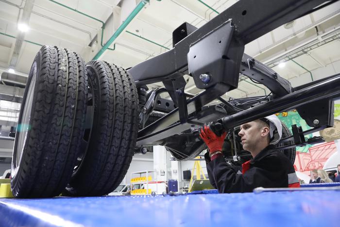 Что такое проект "Техностажировка" и как он помогает подготовить кадры для импортозамещающих производств