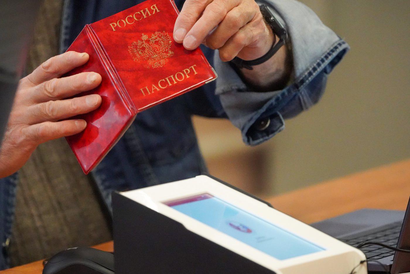 Мосгоризбирком выдал удостоверения кандидатов ещё четырем претендентам на пост мэра Москвы