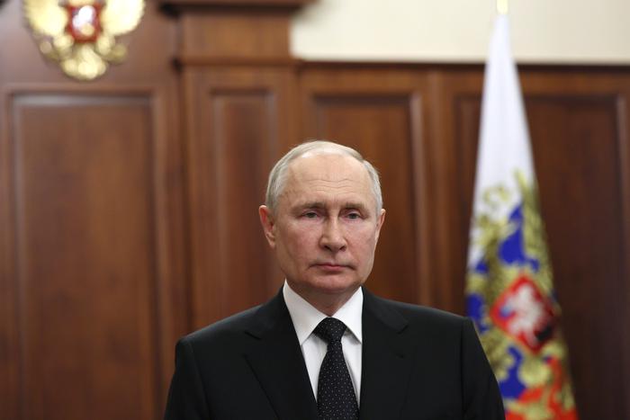 Владимир Путин заявил, что ЧВК "Вагнер" юридически не существует