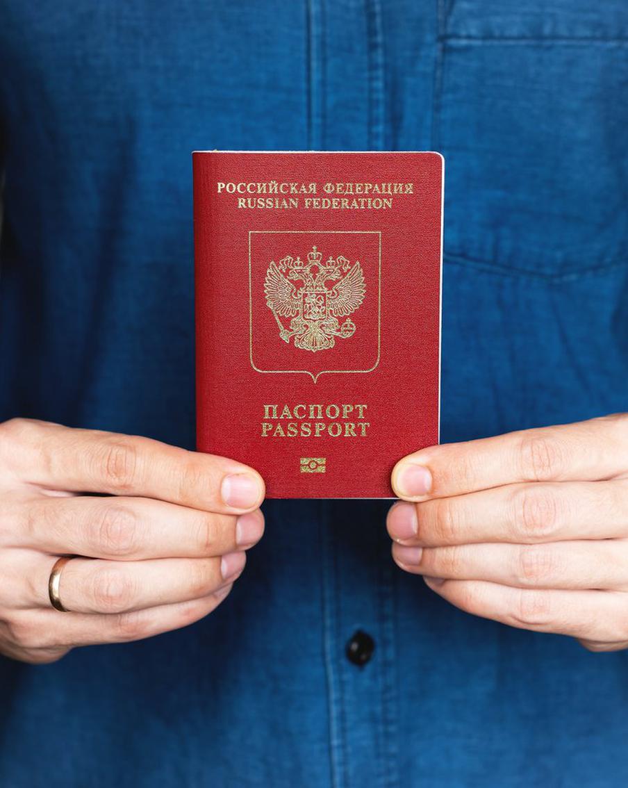 Власти Крыма назвали документы для проезда: для пропуска в альтернативных пунктах нужны паспорта и свидетельства о рождении детей