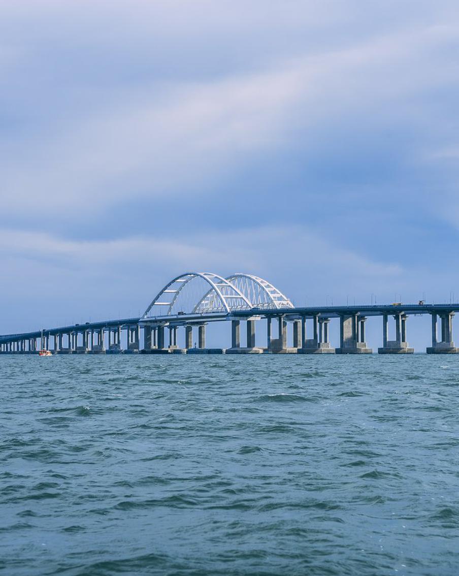 ЧП на Крымском мосту признано терактом: его совершил киевский режим в 3 часа 5 минут этой ночи