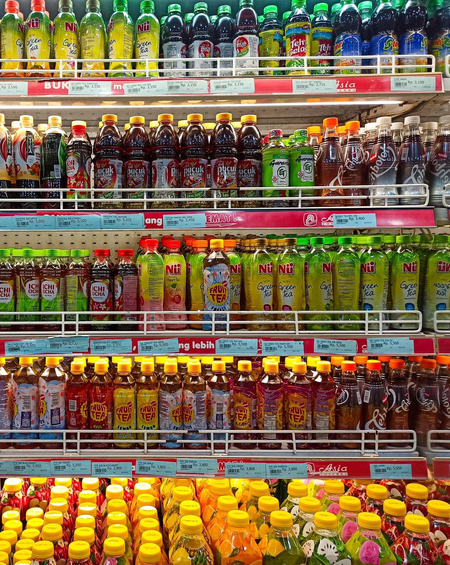 Рубль потёк соками: цены на сладкую безалкогольную продукцию вот-вот существенно скакнут