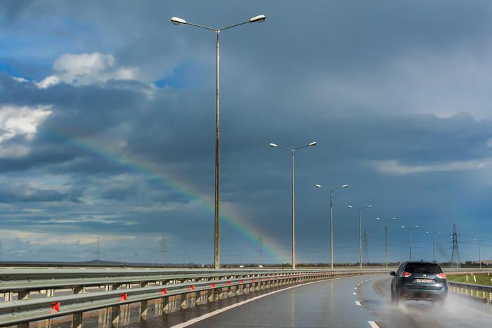 В Крыму перекрыли трассу "Таврида": к таким мерам пришлось прибегнуть из-за пожара на полигоне