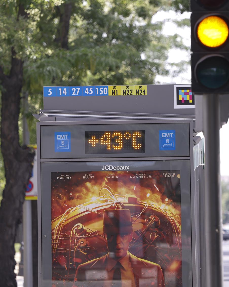 От жара и камень треснет: в Европе, США и на Ближнем Востоке жара установила температурные рекорды