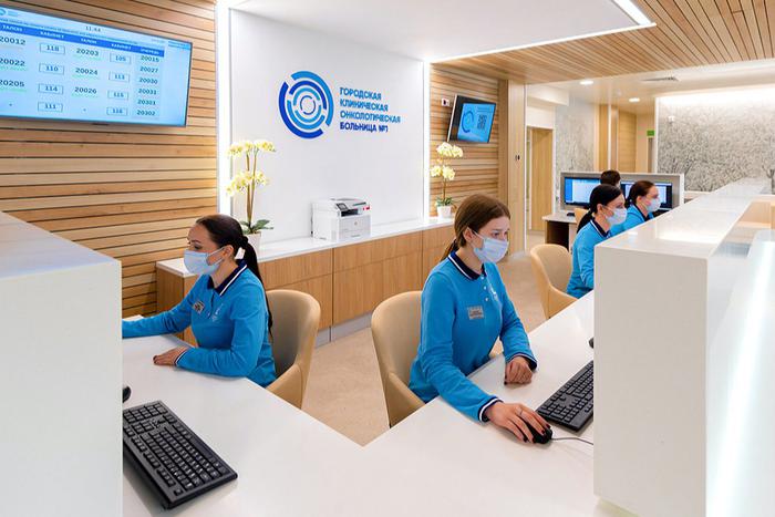 Ракова: Москвичи с онкологией и их родственники смогут обратиться к психологу с помощью телемедицины