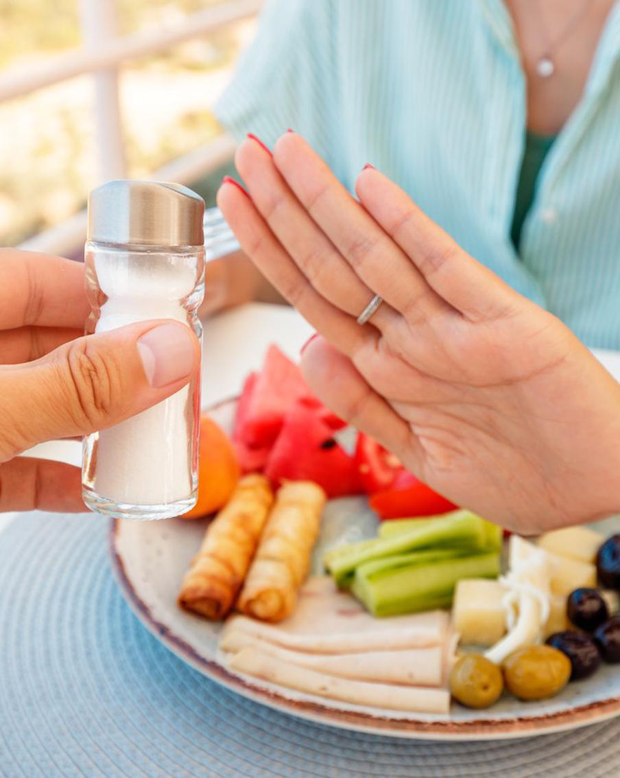 Соль – далеко не самый полезный продукт. К счастью, его можно достаточно легко заменить