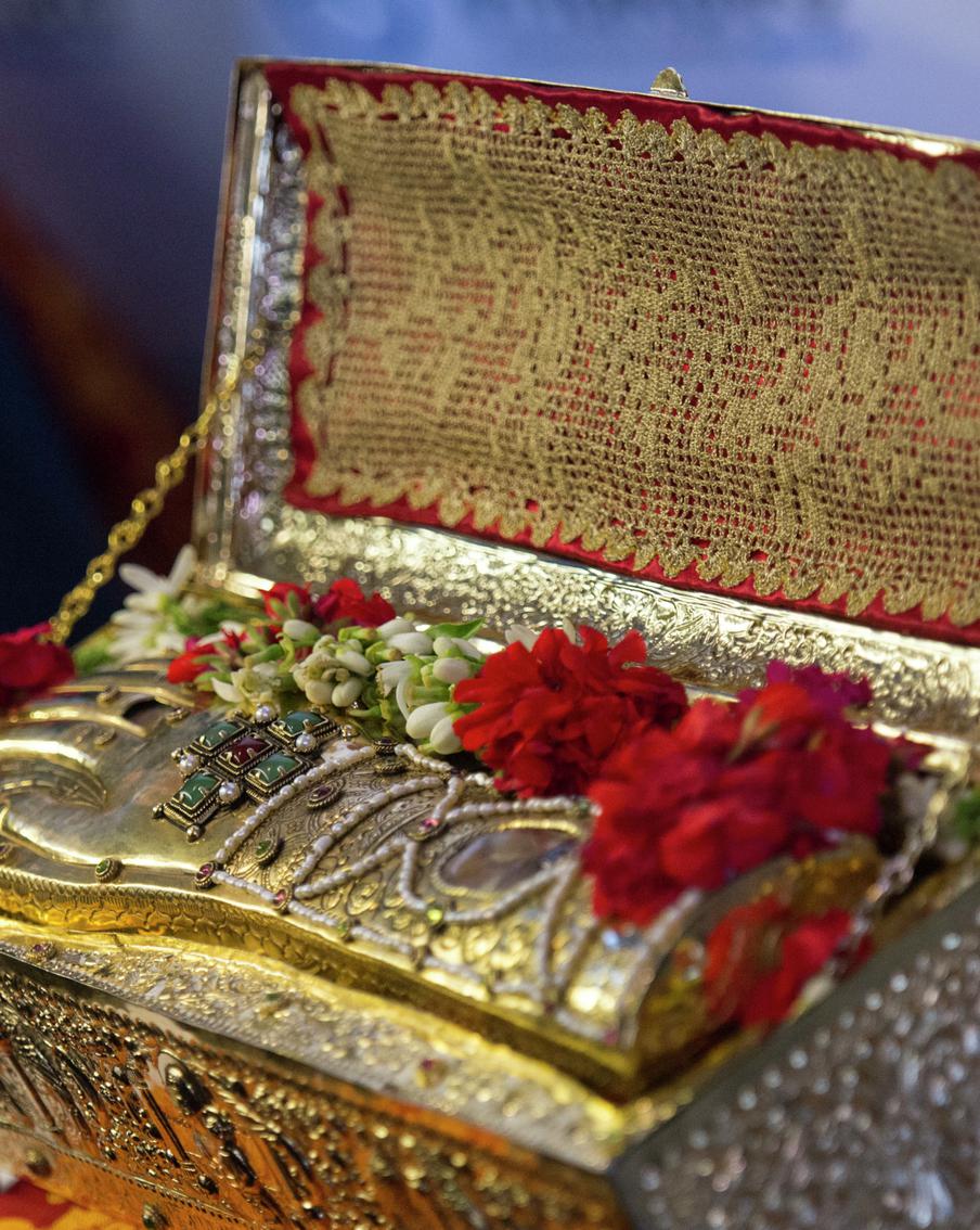 В Магадан доставили мощи Георгия Победоносца