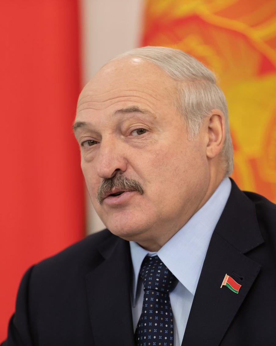 Лукашенко пообещал купить зерно у России после срыва зерновой сделки