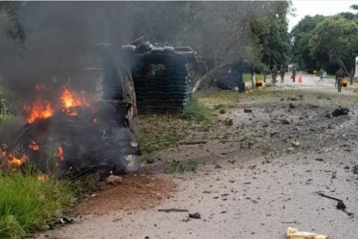 Военный КПП в Колумбии атаковали заминированным автомобилем
