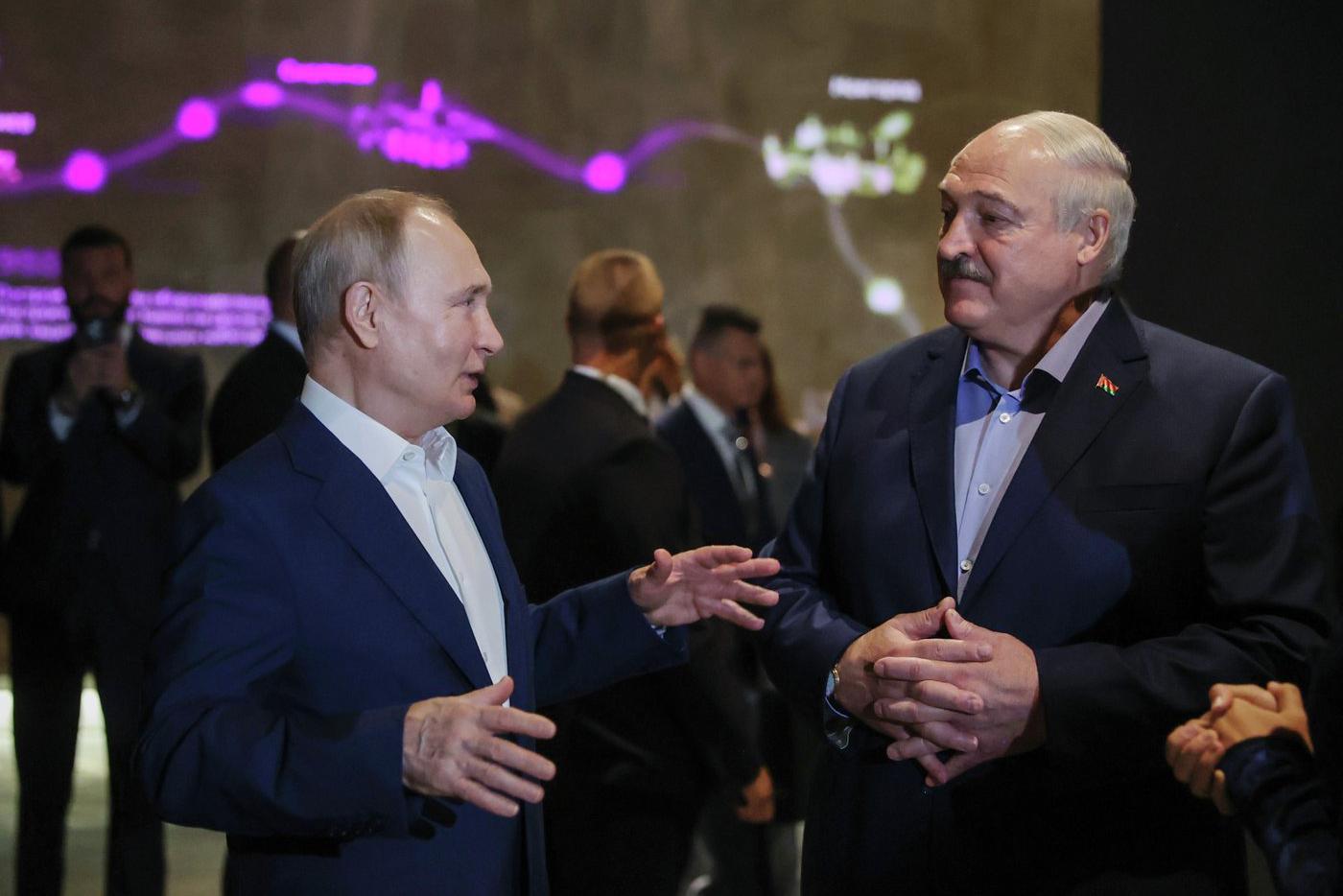 На встрече с Владимиром Путиным Александр Лукашенко пожаловался на вагнеровцев