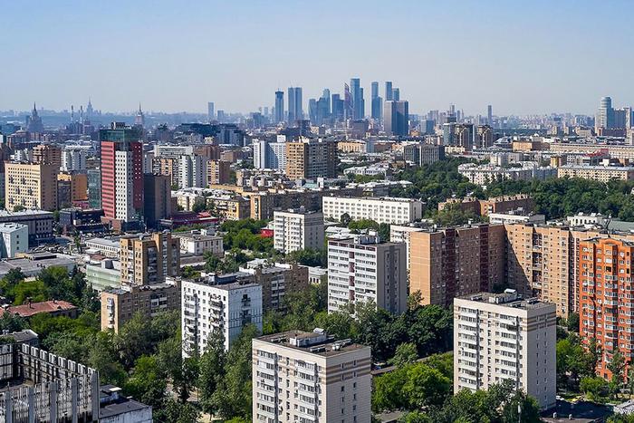 Собянин: Городские службы максимально быстро устранят последствия удара БПЛА на Комсомольском проспекте