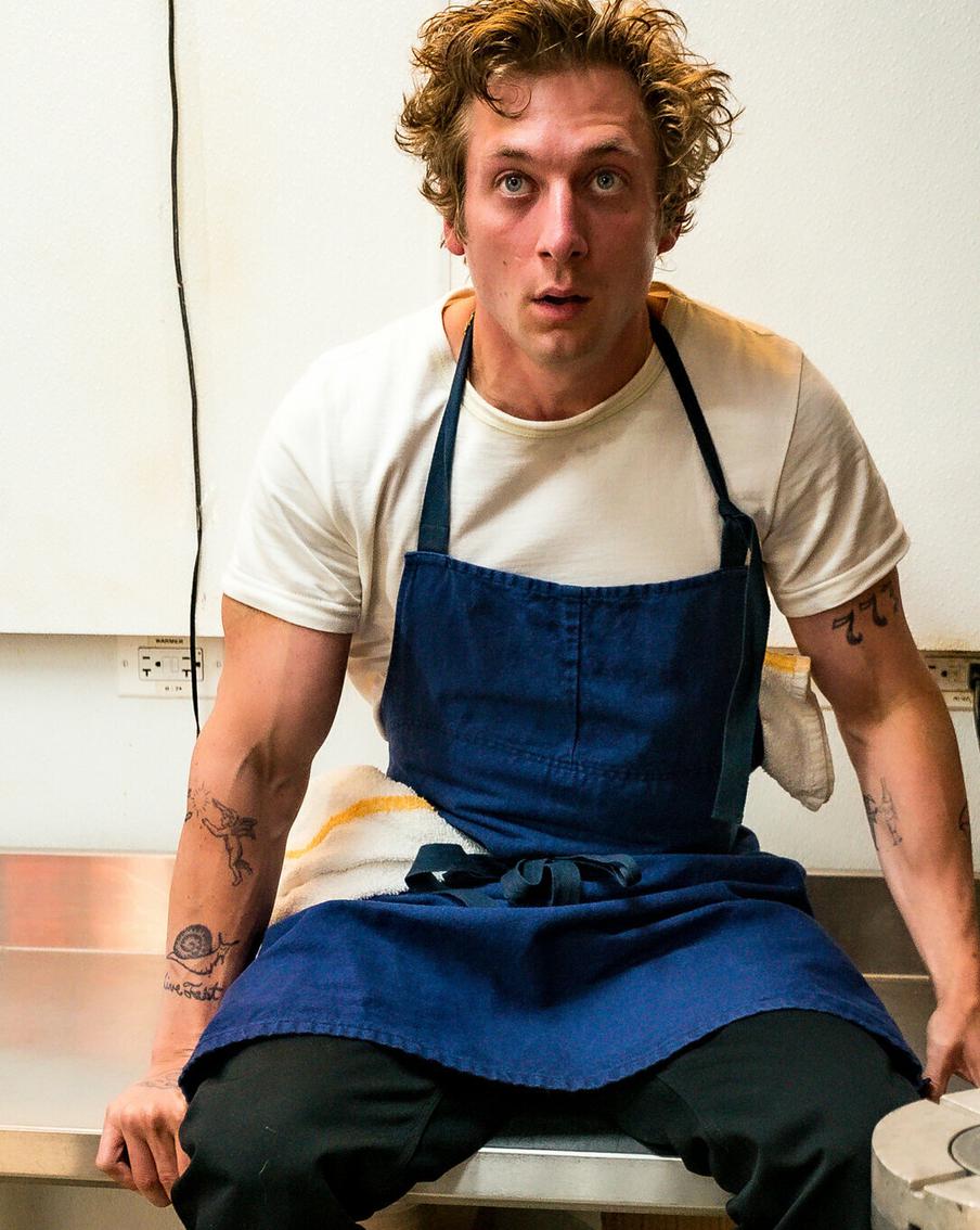 Что посмотреть на диване: оцениваем второй сезон драмы "Медведь"