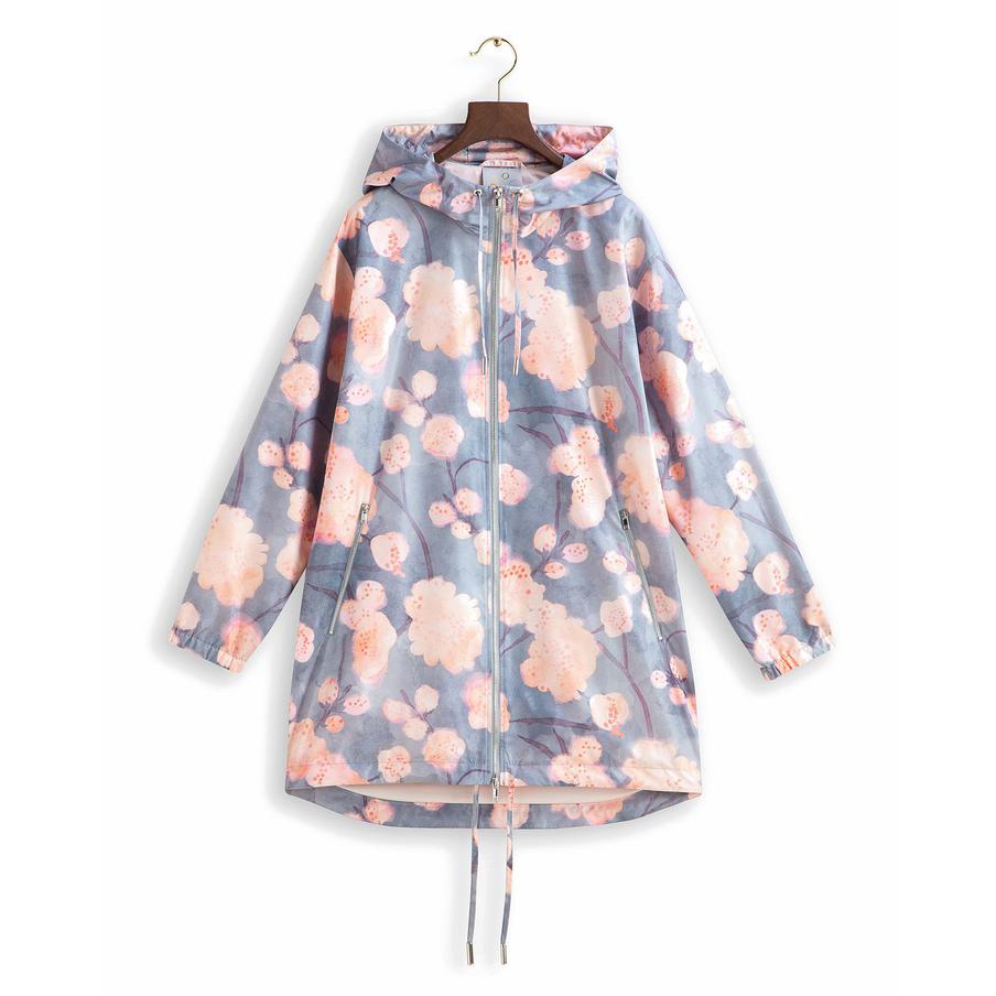 Плащ Ololol (17 000 руб.)