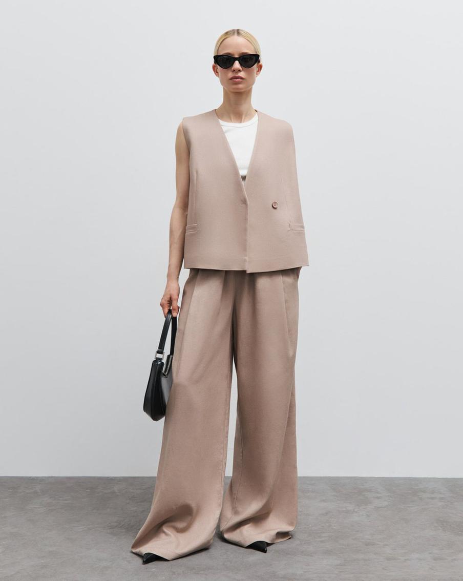 Костюм с жилетом Gate31 (20 680 руб.)