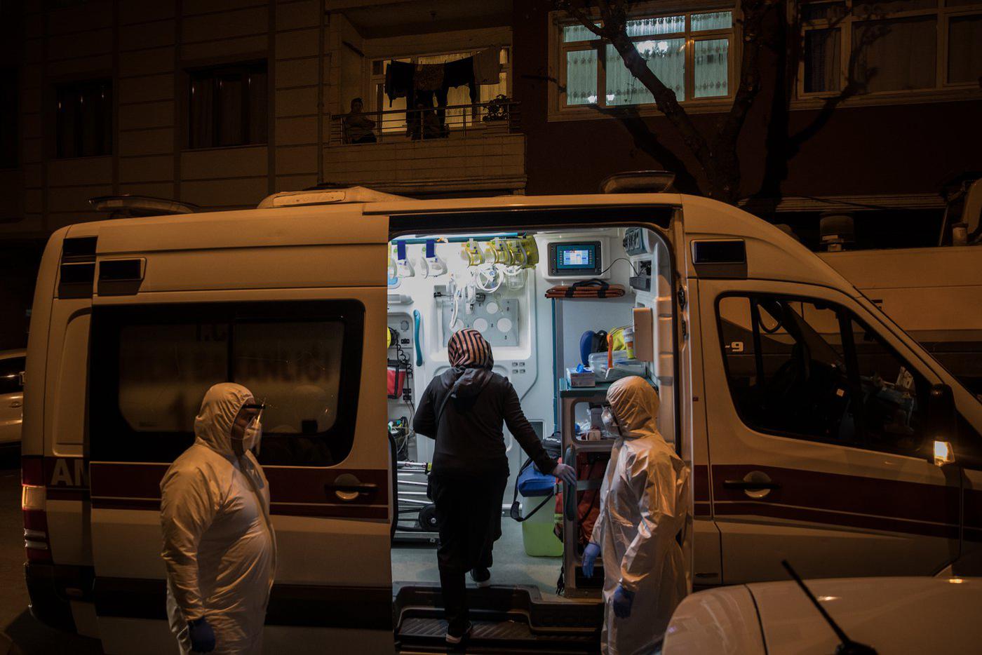 Пассажирский автобус в турецкой провинции рухнул с 50-метрового обрыва, погибли люди