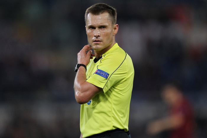 Арбитр переписал историю российского футбола: Безбородов назначил в матче аж 5 пенальти и нарушил регламент