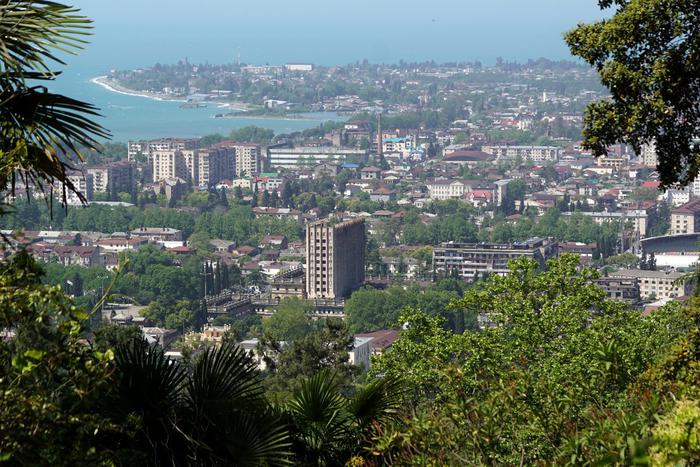 В Абхазии в 20 раз увеличили штраф за появление на улице в купальниках