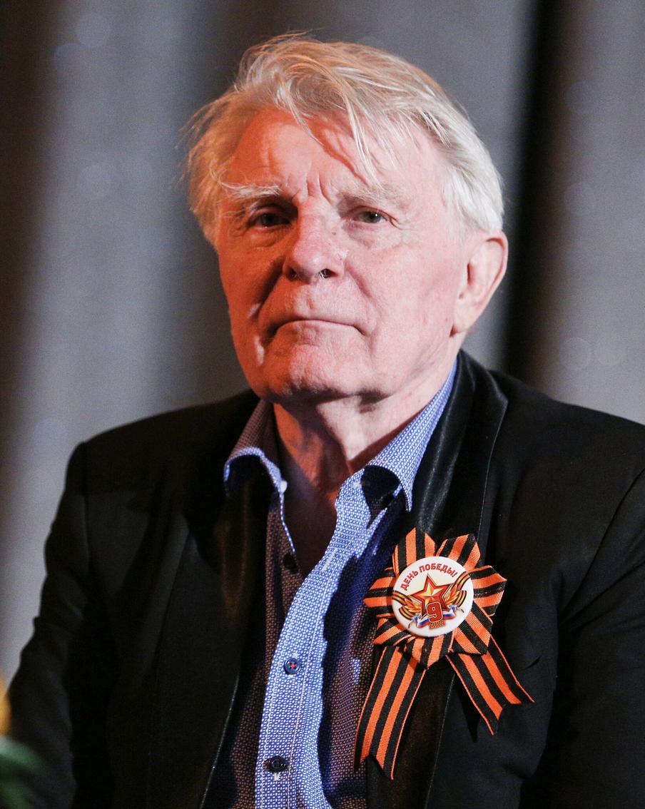 Актёра Юрия Назарова госпитализировали