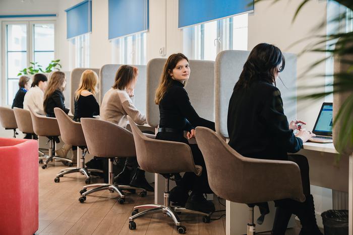 Собянин рассказал как городская служба занятости помогает москвичам разработать карьерный план