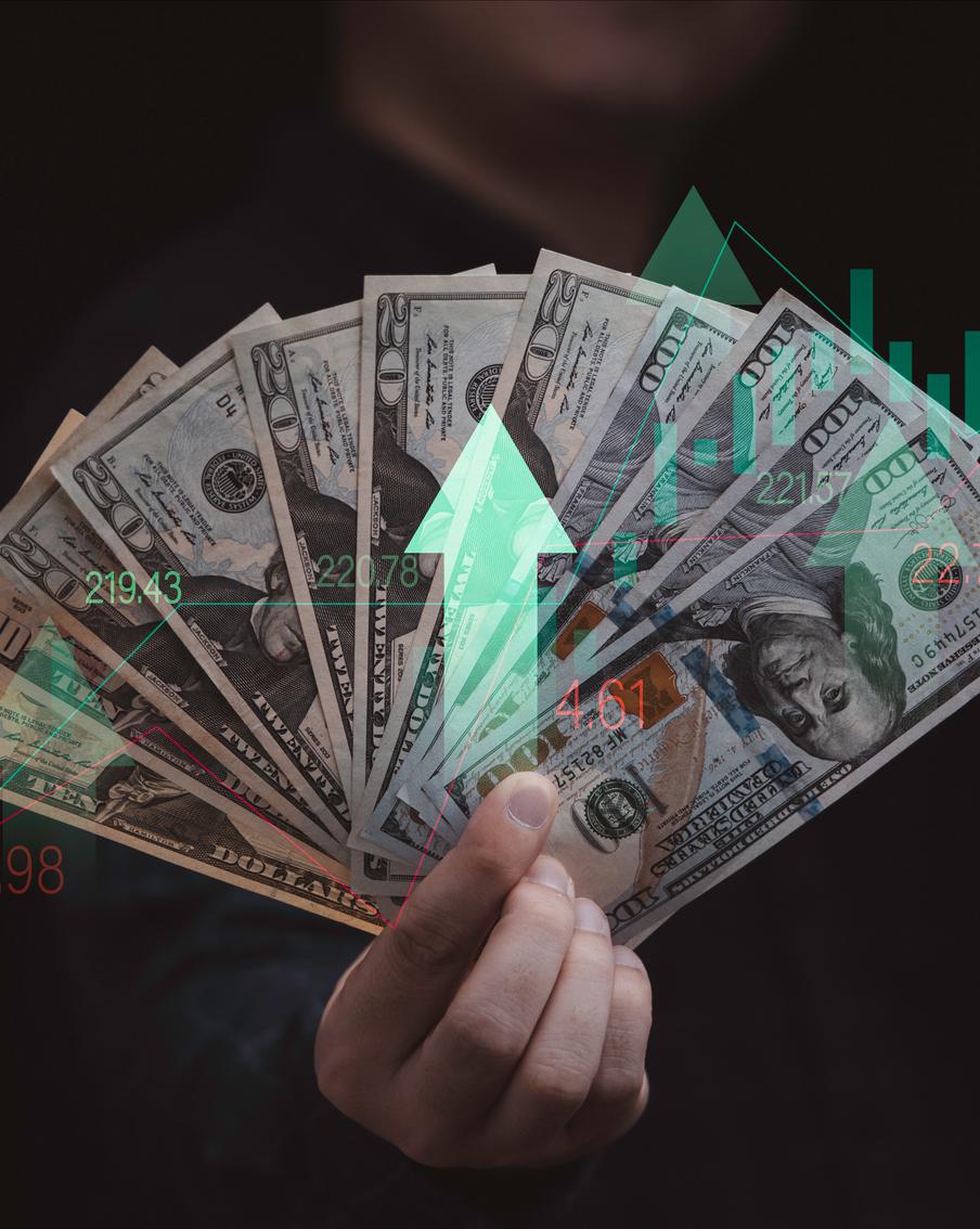 Курсы доллара и евро обновили свои максимумы с конца марта прошлого года