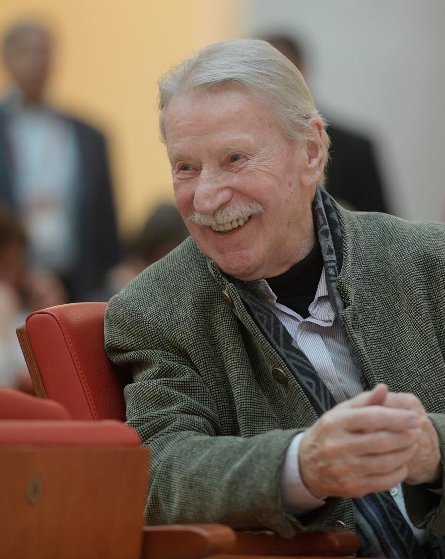 Артиста Ивана Краско выписали из больницы после операции