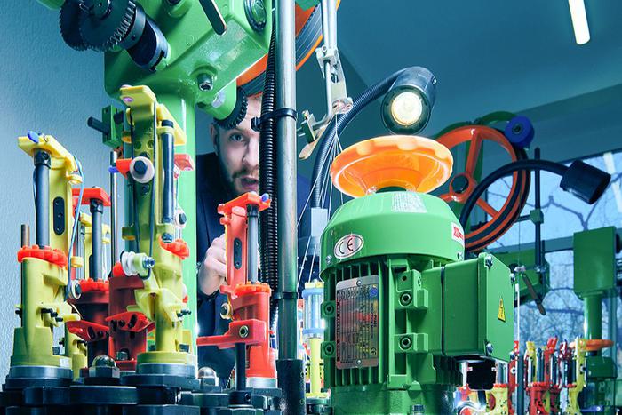 Собянин рассказал о самых интересных проектах конкурса "Новатор Москвы"