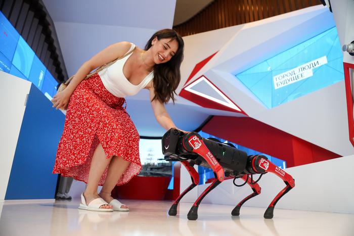 Площадка Московского урбанистического форума в парке "Зарядье" открывается сегодня