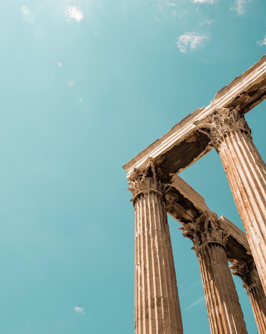 В Греции начали борьбу с "нежелательным туризмом": с 4 сентября в Акрополь начнут пускать по сеансам