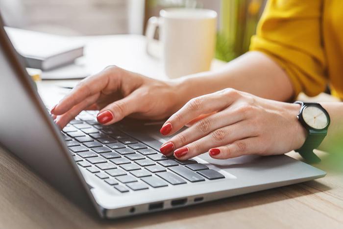 Собянин: Для московских выпускников запустили семь электронных услуг