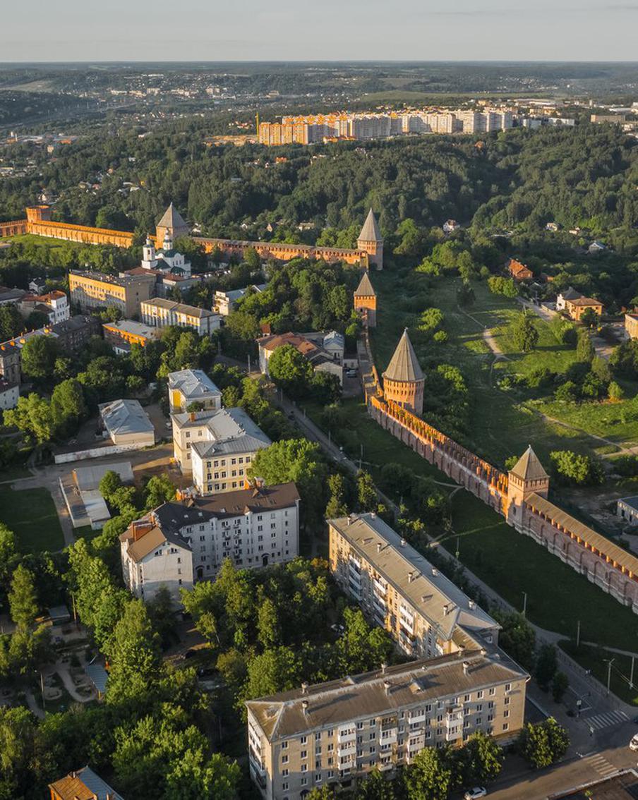 Около 12 тысяч жителей Смоленской области остались без света после урагана