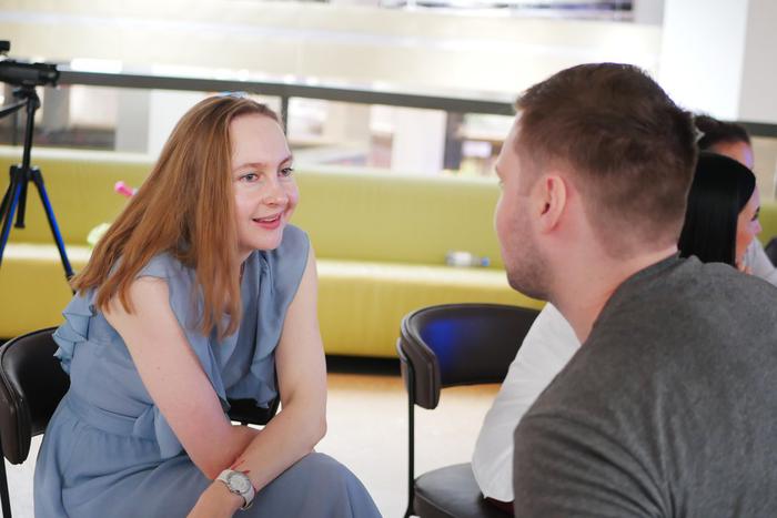 Репортёр стал жертвой психологического эксперимента ради удачного знакомства