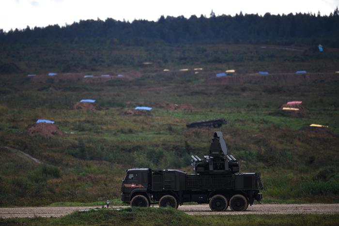 ПВО сбила два беспилотника, пытавшихся прорваться к Москве