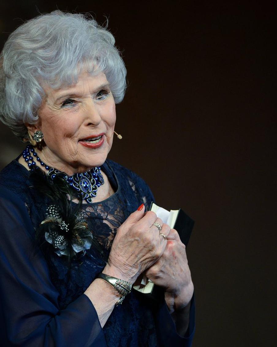 Закатились две звезды: не стало Юлии Борисовой и Веры Васильевой