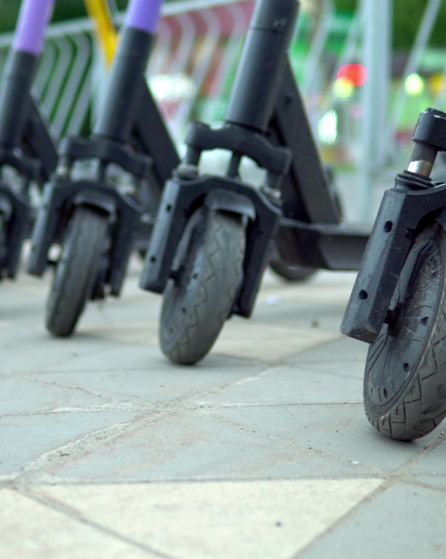 В Москве трое детей пострадало из-за вспыхнувшего в квартире электросамоката