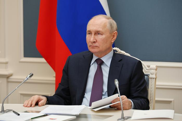 Владимир Путин заявил, что РФ открыта к военно-техническому сотрудничеству