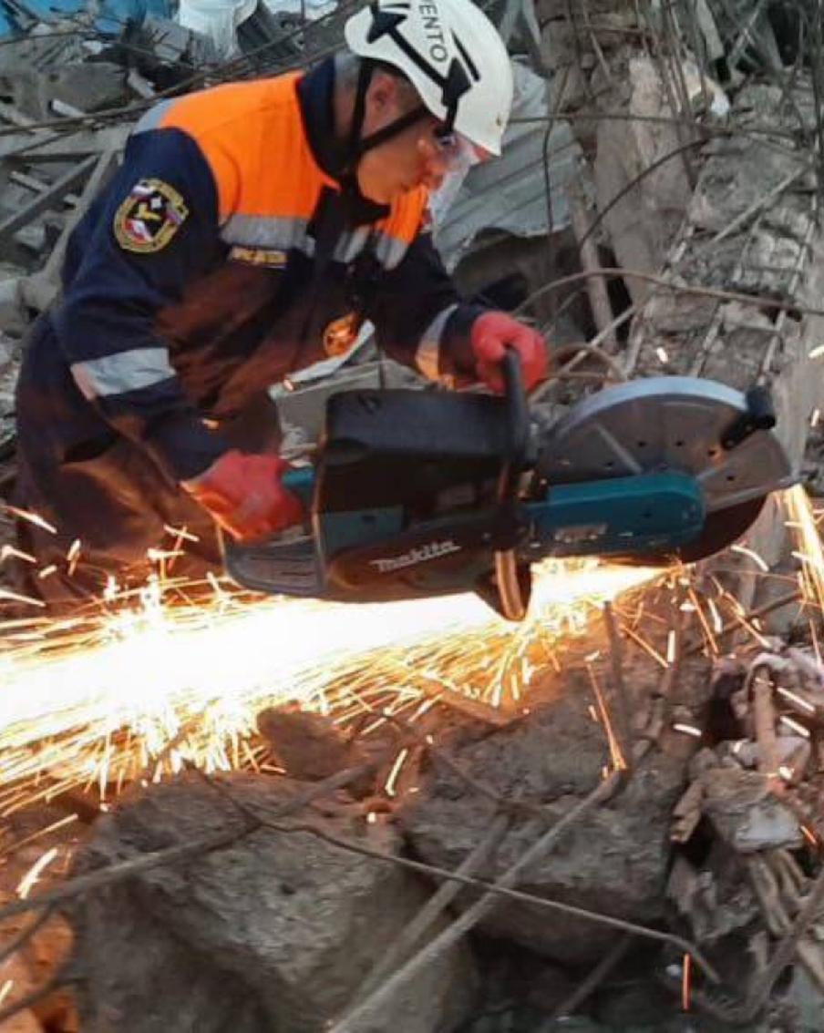 МЧС сообщило об увеличении числа жертв взрыва на АЗС в Махачкале до 35