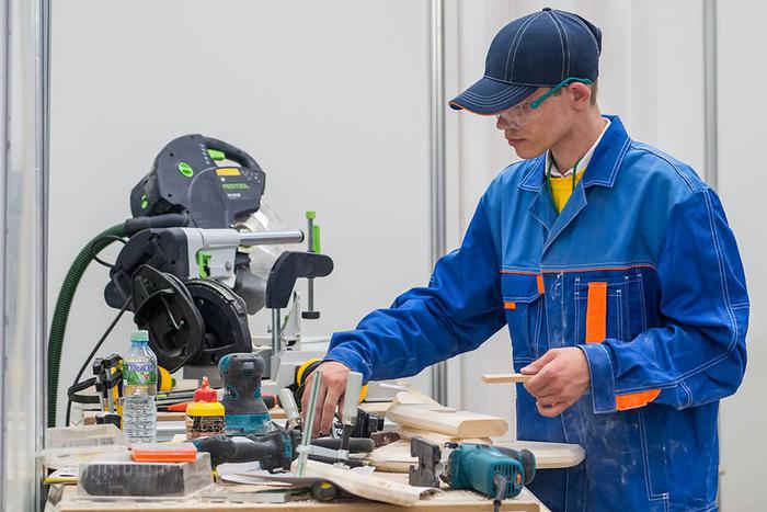 Москва умелая: колледжи и техникумы дают образование и навыки