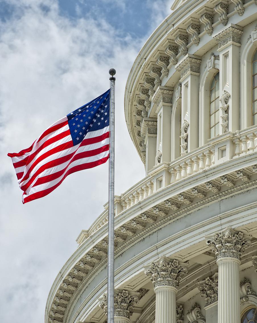 Часть конгрессменов США выступила против помощи Украине