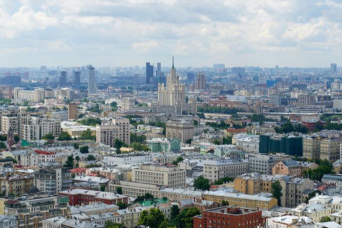 Собянин сообщил об отсутствии пострадавших при падении обломков сбитого БПЛА в зоне Экспоцентра