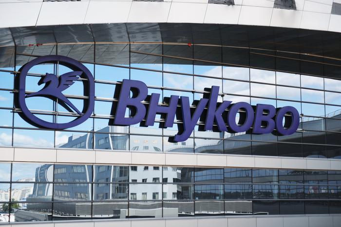 Домодедово и Внуково сняли ограничения на приём и выпуск самолётов