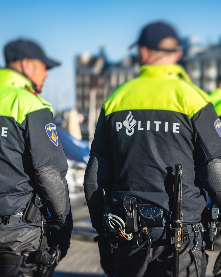 В Нидерландах прогремела серия взрывов