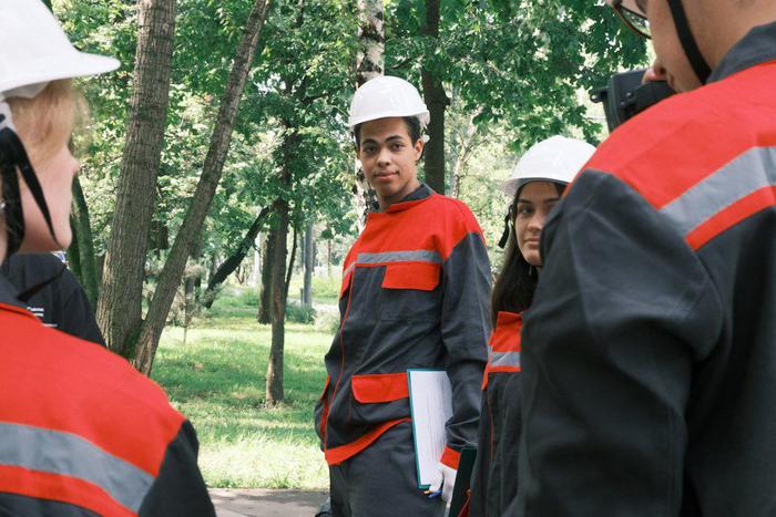 Москвич с сенегальскими корнями мечтает изучить каждый дом в Москве и работать в ЖКХ