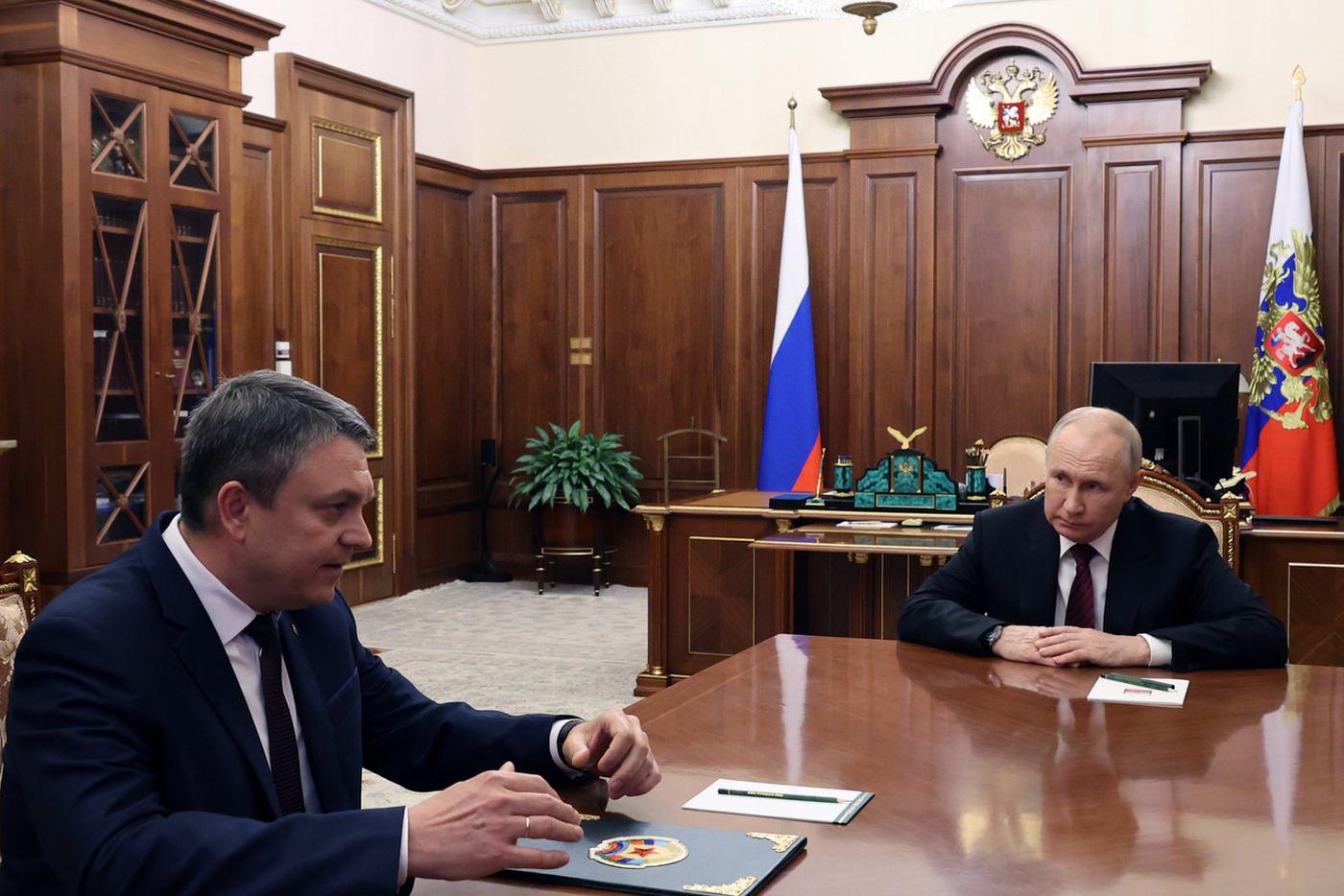Владимир Путин обсудил с главами ЛНР и Запорожской области основные проблемы регионов