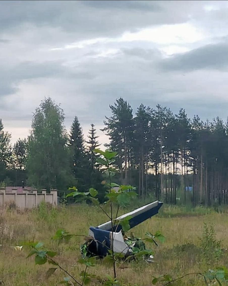 Неподалёку от места крушения нашли ещё один фрагмент самолёта Пригожина