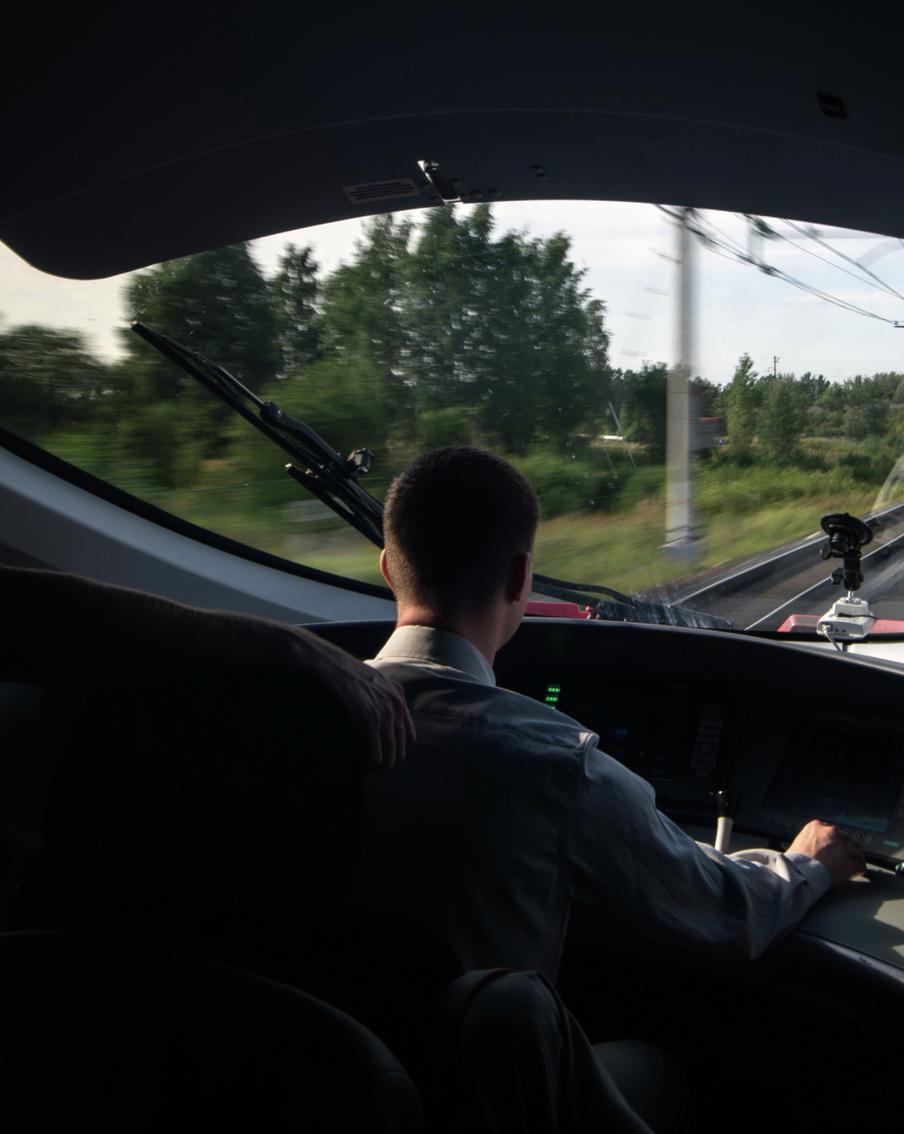 Минтранс назвал дату запуска ВСМ между Москвой и Петербургом