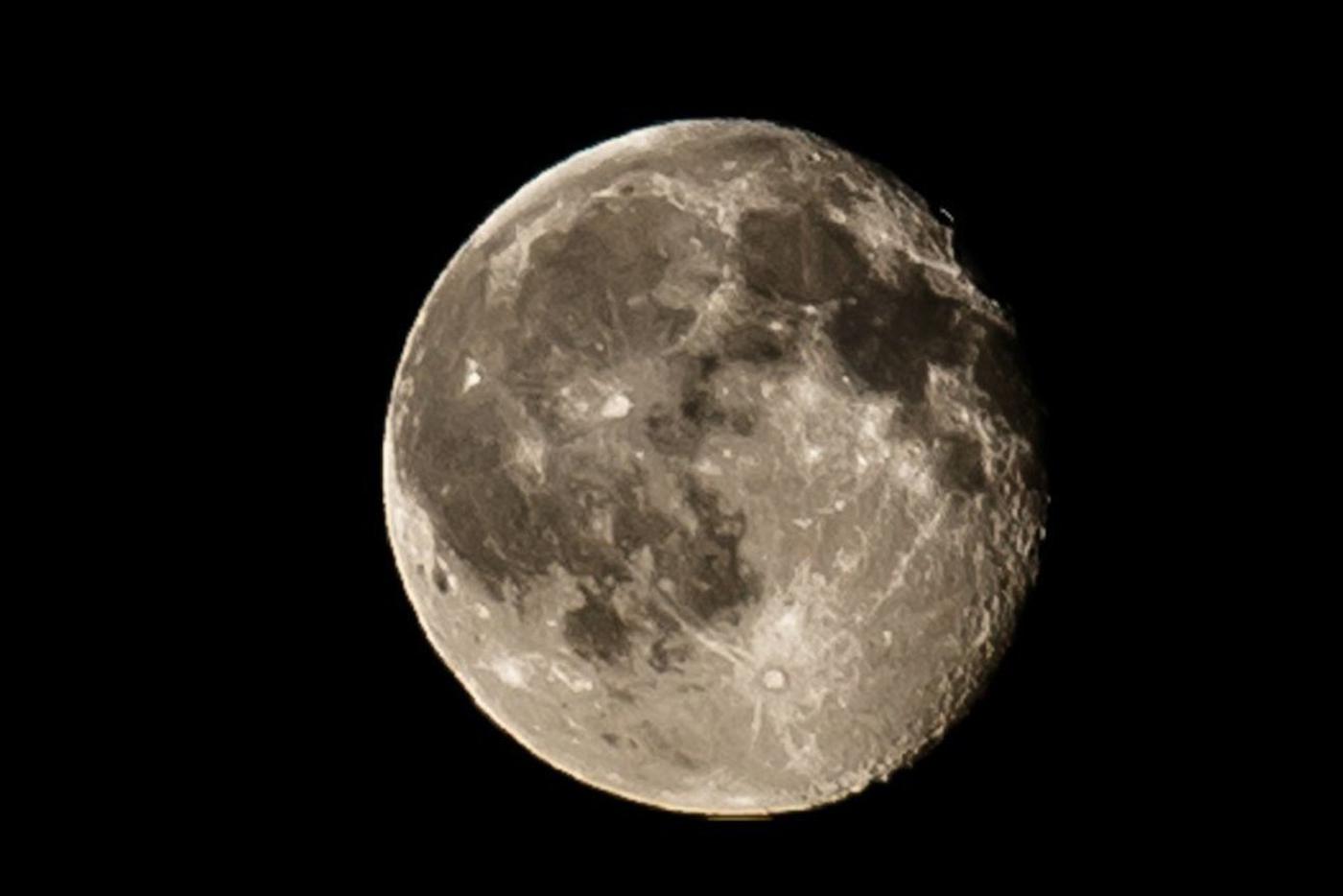 Россия не прекратит развитие своей лунной программы