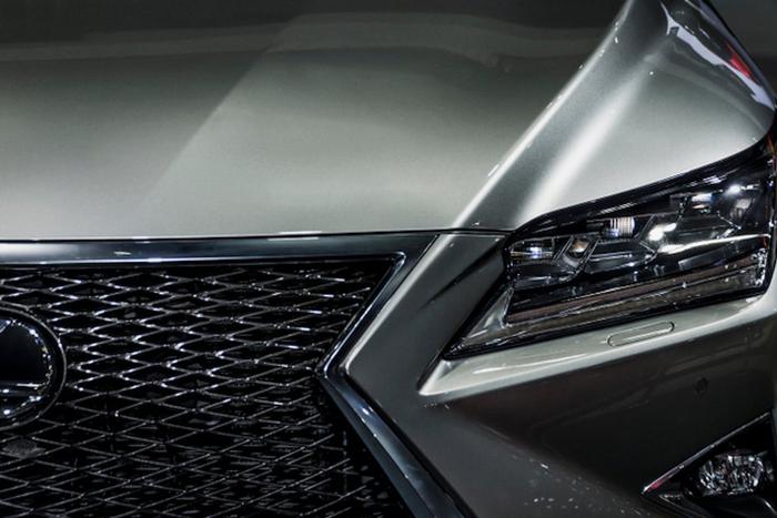 В топе российских автолюбителей лидируют немецкие и японские машины