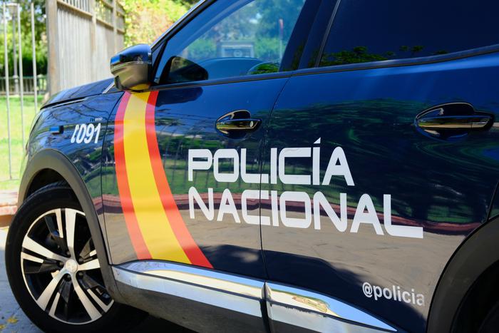 Прокуратура взялась за расцеловавшего девушку главу футбола Испании