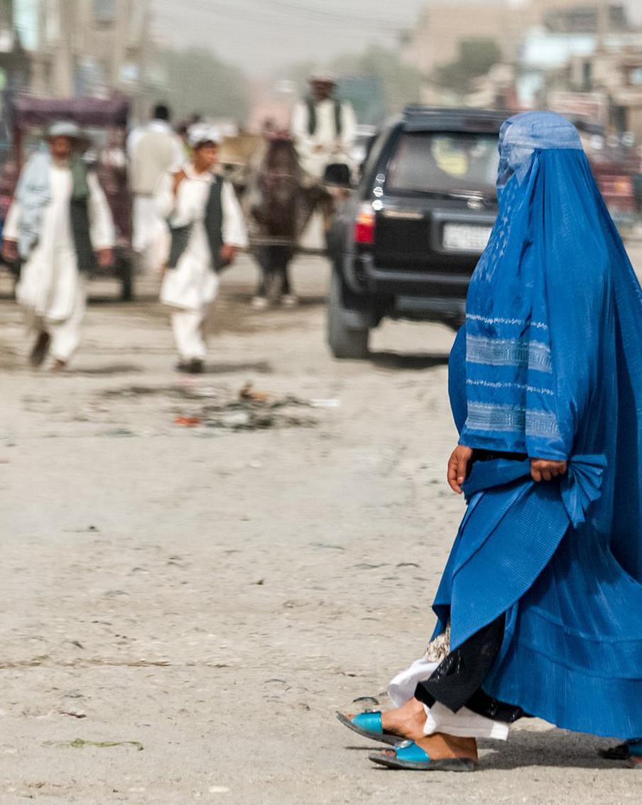 Женщинам в Афганистане запретили посещать национальный парк Банди-Амир